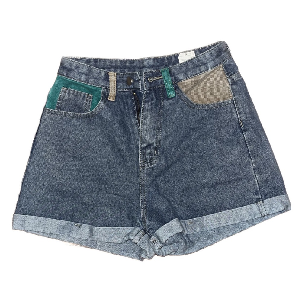 Two toned size small shorts